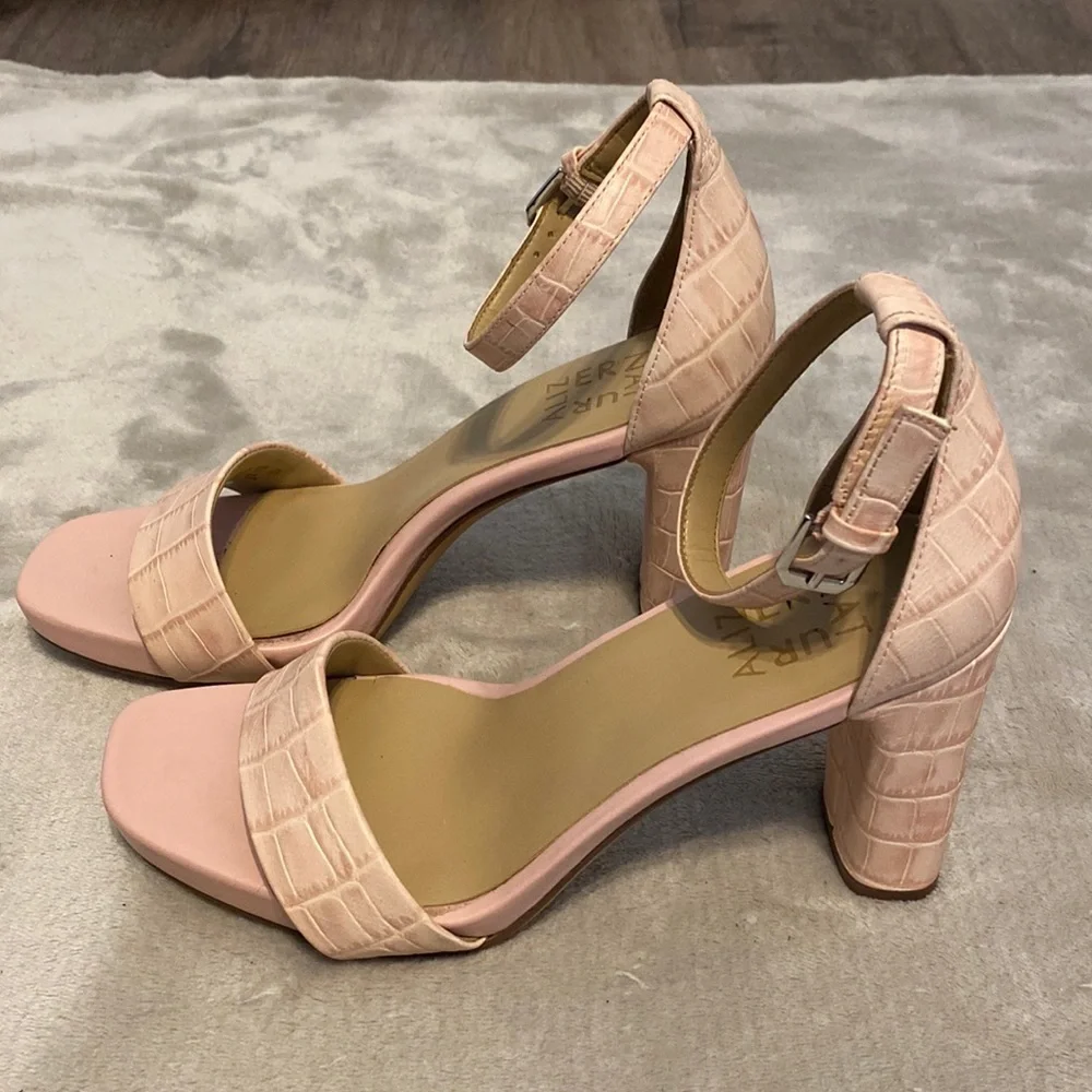 Naturalizer Joy heels - Picture 1 of 7